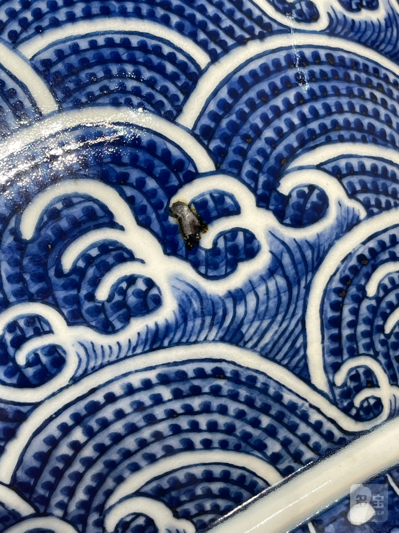 清晚期 仿乾隆青花缠枝莲纹大铺首尊 - 图15
